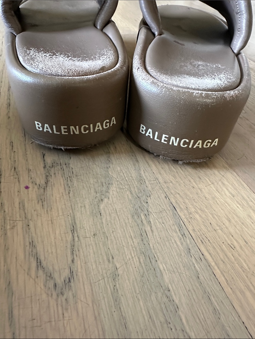 Balenciaga Rise Slides - Picture 2 of 6